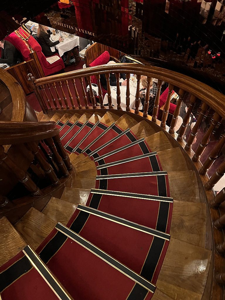 The staircase in 
Brasserie La Rotonde in Montparnasse