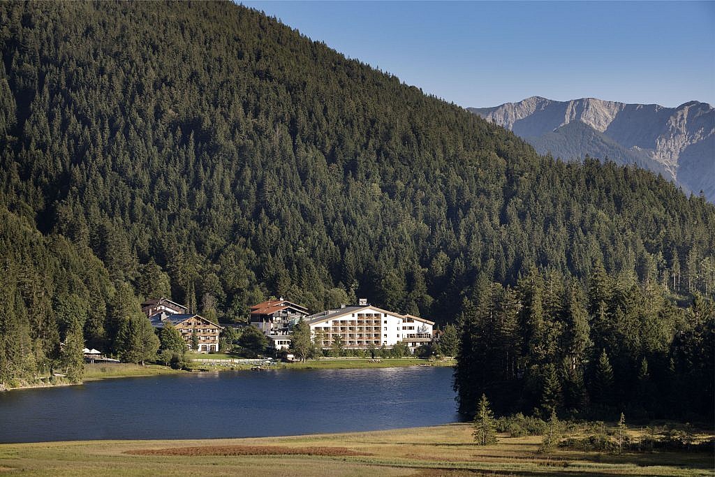Arabella Alpenhotel Spitzingsee, A Tribute Portfolio hotel by Marriott, Hotel from across the lake